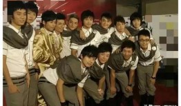 八卦故事吃瓜娱乐,揭秘八卦故事中的吃瓜娱乐幕后真相