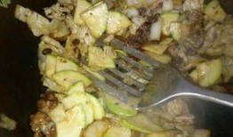 娱乐吃瓜酱东北菜视频,跟随娱乐吃瓜酱解锁地道美食之旅