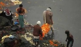 娱乐吃瓜酱英国水葬,娱乐吃瓜酱带你揭秘绿色葬礼风尚