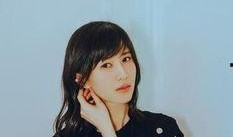 娱乐吃瓜酱什么系的